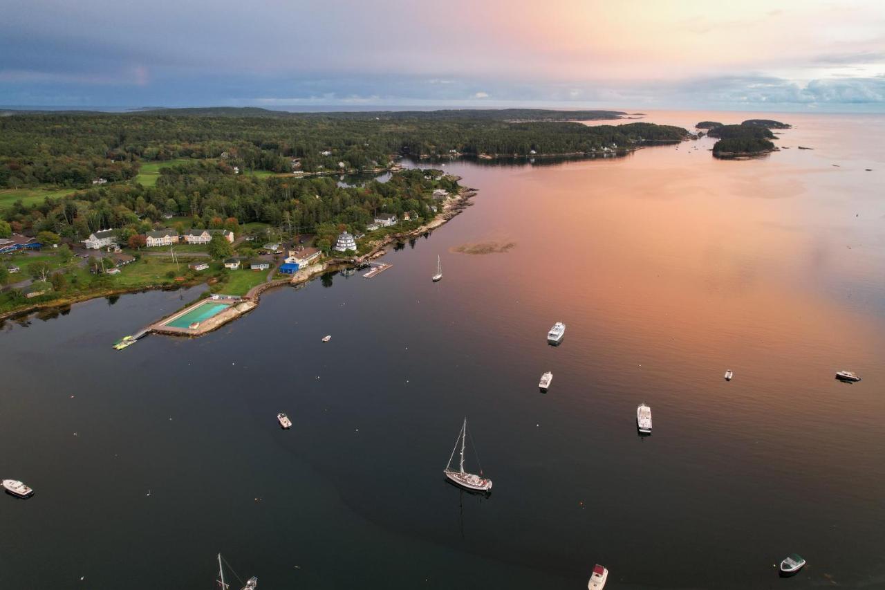 Sebasco Harbor & Golf Club 3*
