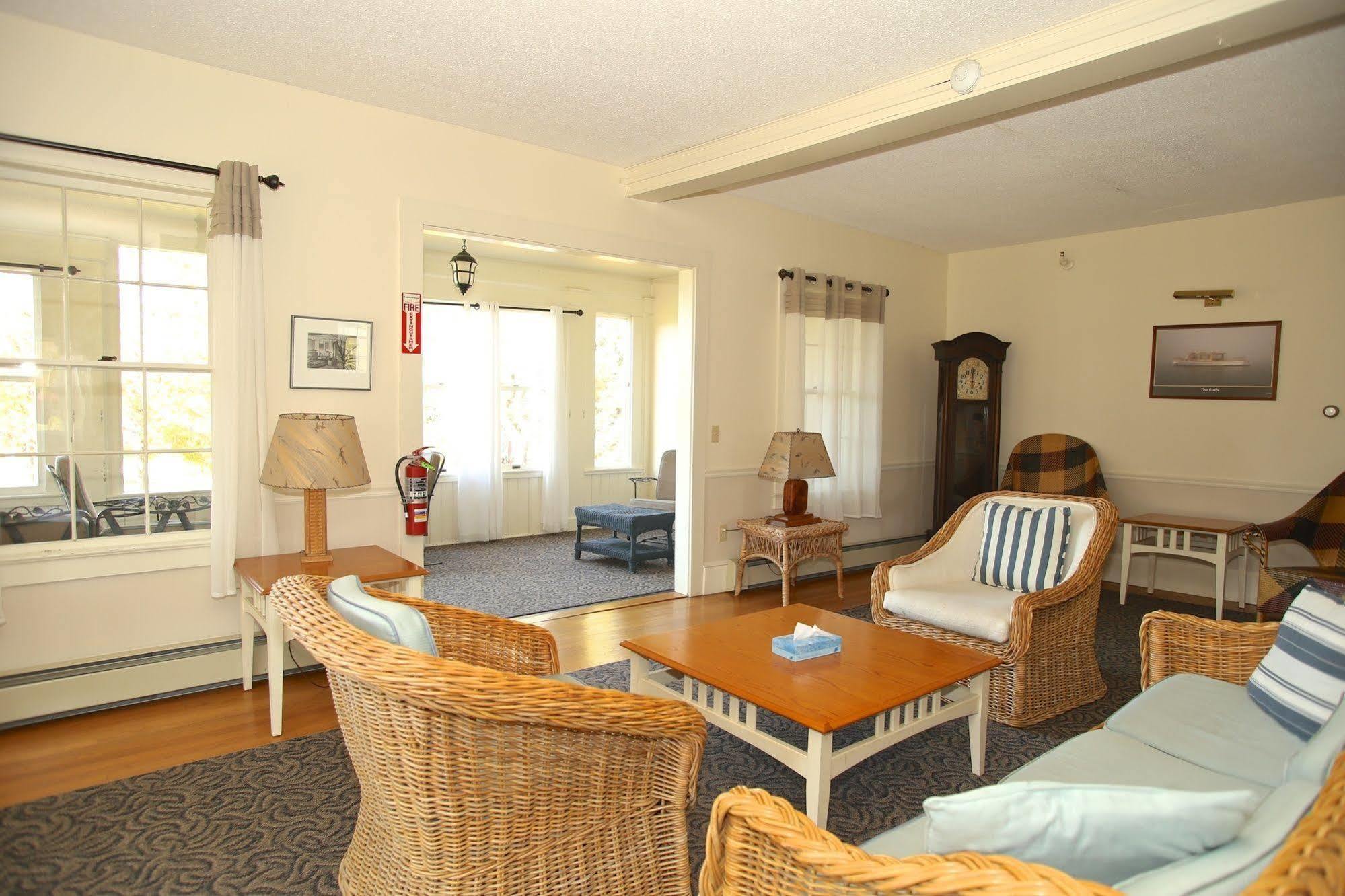 Sebasco Harbor & Golf Club 3*